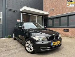 Zwart Gebruikt 2010 BMW 116 Executive Hatchback | € 6.999 (Eerlijke prijs)