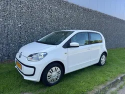 Wit Gebruikt 2013 VW up! move up! Hatchback | € 3.495 (Iets duurder)