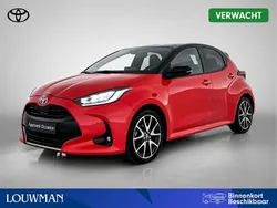 Rood Gebruikt 2021 Toyota Yaris Hybrid Edition Hatchback | € 21.950 (Iets duurder)