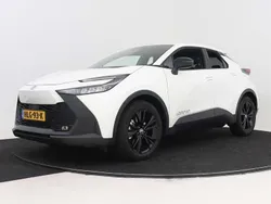 Wit Gebruikt 2025 Toyota C-HR Business Edition SUV | € 40.000 (Goede deal)