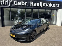 Zwart Gebruikt 2020 Tesla Model 3 Performance Sedan | € 23.900 (Goede deal)
