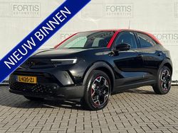 Zwart (metallic) Gebruikt 2021 Opel Mokka GS Line SUV | € 15.900 (Goede deal)