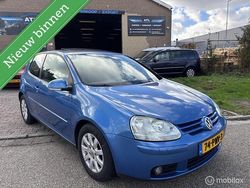 Blauw Gebruikt 2004 VW Golf IV Sportline Hatchback | € 1.500 (Eerlijke prijs)
