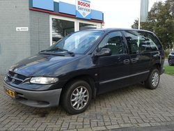 Grijs Gebruikt 2001 Chrysler Voyager MPV | € 1.450