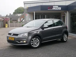 Grijs Gebruikt 2017 VW Polo Comfortline Hatchback | € 11.950 (Eerlijke prijs)