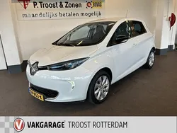 Wit, metallic lak Gebruikt 2016 Renault Zoe Intens Hatchback | € 6.950 (Iets duurder)