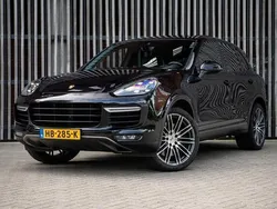Zwart, metallic lak Gebruikt 2014 Porsche Cayenne Turbo SUV | € 44.950