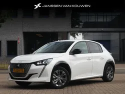 Wit Gebruikt 2023 Peugeot e-208 Style Hatchback | € 20.995 (Goede deal)