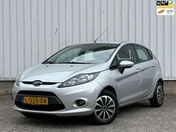 Grijs, metallic lak Gebruikt 2010 Ford Fiesta Trend Hatchback | € 3.499 (Goede deal)