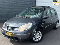 Grijs Gebruikt 2006 Renault Scénic II Luxe MPV | € 1.450 (Goede deal)