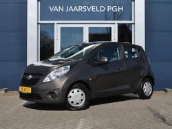 Bruin Gebruikt 2011 Chevrolet Spark Hatchback | € 3.500 (Eerlijke prijs)
