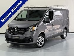 Grijs Gebruikt 2018 Renault Trafic Komfort MPV | € 11.950 (Super prijs)