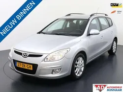 Grijs, metallic lak Gebruikt 2008 Hyundai i30 Style Stationwagen | € 3.999 (Iets duurder)