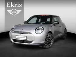 Melting silver Gebruikt 2024 Mini Cooper SE Hatchback | € 38.950 (Iets duurder)