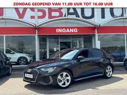 Zwart, metallic lak Gebruikt 2024 Audi A3 Sportback e-tron Sedan | € 28.950 (Super prijs)