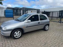 Grijs Gebruikt 2000 Opel Corsa Sport Hatchback | € 1.695 (Eerlijke prijs)