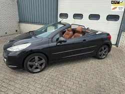 Zwart Gebruikt 2008 Peugeot 207 CC Cabriolet | € 2.550 (Goede deal)