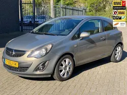 Bruin Gebruikt 2014 Opel Corsa Hatchback | € 3.450