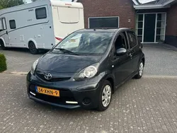 Grijs Gebruikt 2012 Toyota Aygo Hatchback | € 6.950 (Eerlijke prijs)