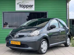 Grijs Gebruikt 2008 Toyota Aygo Hatchback | € 2.445 (Eerlijke prijs)