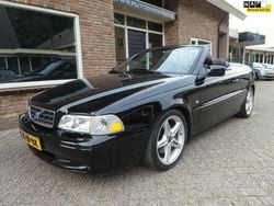 Zwart, metallic lak Gebruikt 2003 Volvo C70 Cabriolet | € 4.499 (Eerlijke prijs)