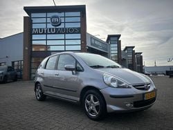 Grijs Gebruikt 2007 Honda Jazz LS Hatchback | € 3.990 (Eerlijke prijs)