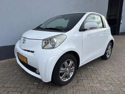 Wit Gebruikt 2010 Toyota iQ Hatchback | € 4.450 (Eerlijke prijs)