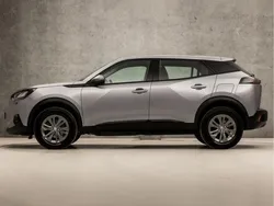 Grijs Gebruikt 2021 Peugeot 2008 Active SUV | € 17.945 (Goede deal)
