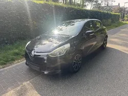 Zwart Gebruikt 2013 Renault Clio IV Hatchback | € 2.999 (Iets duurder)