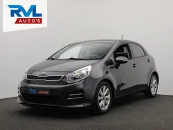 Grijs Gebruikt 2016 Kia Rio Hatchback | € 10.900 (Eerlijke prijs)