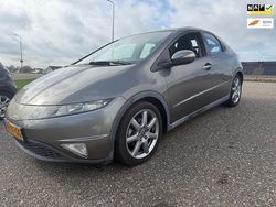 Grijs Gebruikt 2006 Honda Civic Sport Hatchback | € 2.999 (Eerlijke prijs)