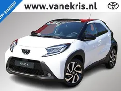 Wit Nieuw 2024 Toyota Aygo Play Hatchback | € 22.240 (Eerlijke prijs)