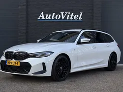 Wit Gebruikt 2023 BMW 320 Comfort Edition Stationwagen | € 44.945 (Duur)