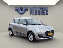 Grijs Gebruikt 2020 Suzuki Swift Comfort Hatchback | € 12.900 (Goede deal)