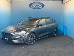 Grijs Gebruikt 2019 Ford Focus Business Edition Stationwagen | € 16.950 (Eerlijke prijs)