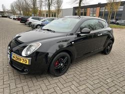 Zwart (metallic) Gebruikt 2014 Alfa Romeo MiTo Hatchback | € 6.995 (Eerlijke prijs)