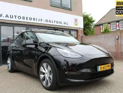 Zwart Gebruikt 2023 Tesla Model Y Long Range SUV | € 36.950 (Eerlijke prijs)