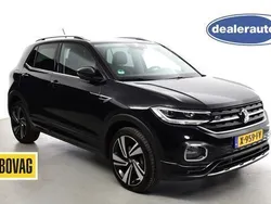Zwart Gebruikt 2023 VW T-Cross R-line SUV | € 32.850 (Iets duurder)