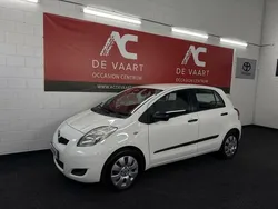 Wit Gebruikt 2009 Toyota Yaris Hatchback | € 3.950 (Goede deal)