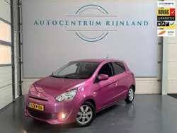 Paars Gebruikt 2015 Mitsubishi Space Star Hatchback | € 6.499 (Eerlijke prijs)