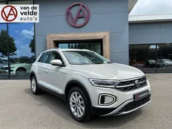 Suv Gebruikt 2024 VW T-Roc Style SUV | € 33.945 (Eerlijke prijs)