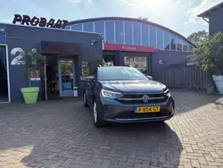 Grijs, metallic lak Gebruikt 2022 VW Taigo Life SUV | € 18.440 (Eerlijke prijs)