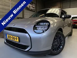 Grijs Nieuw 2025 Mini Cooper Essential Hatchback | € 27.750 (Super prijs)