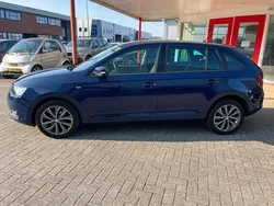 Blauw Gebruikt 2018 Skoda Rapid Hatchback | € 11.450 (Super prijs)