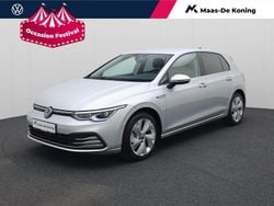 Grijs Gebruikt 2023 VW Golf VIII Style Hatchback | € 25.940 (Goede deal)