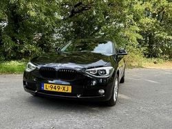 Zwart Gebruikt 2014 BMW 116 Executive Hatchback | € 10.000 (Eerlijke prijs)