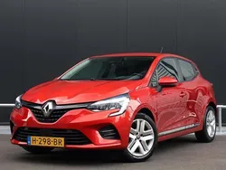 Rood Gebruikt 2020 Renault Clio V Zen Hatchback | € 12.900 (Eerlijke prijs)