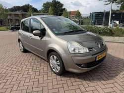 Bruin Gebruikt 2011 Renault Modus Exception MPV | € 3.950 (Eerlijke prijs)