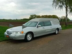 Zilver Gebruikt 2001 Lincoln Town Car Stationwagen | € 7.250