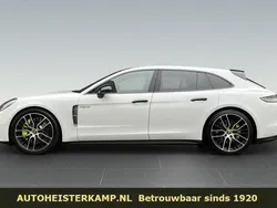 Wit Gebruikt 2023 Porsche Panamera S E-Hybrid Platinum Edition Sedan | € 104.950 (Eerlijke prijs)